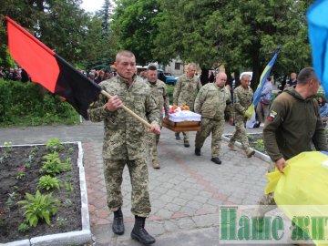 На Волині попрощалися із загиблим Героєм Андрієм Шевчуком