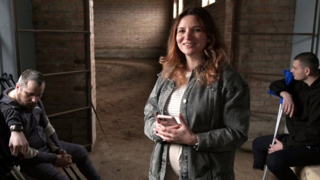 Як із допомогою коней на Волині лікують поранених бійців: деталі