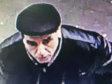 У Луцьку просять впізнати шахрая, який пограбував жінку на інвалідному візку. ФОТО