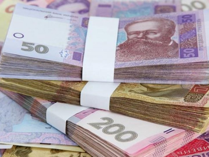 Луцьким освітянам виділили 136 млн грн на зарплату