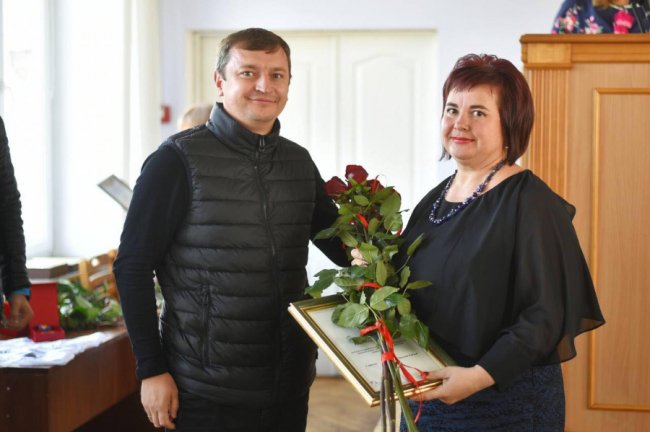 До Дня вчителя нагородили освітян у Луцькому районі. ФОТО