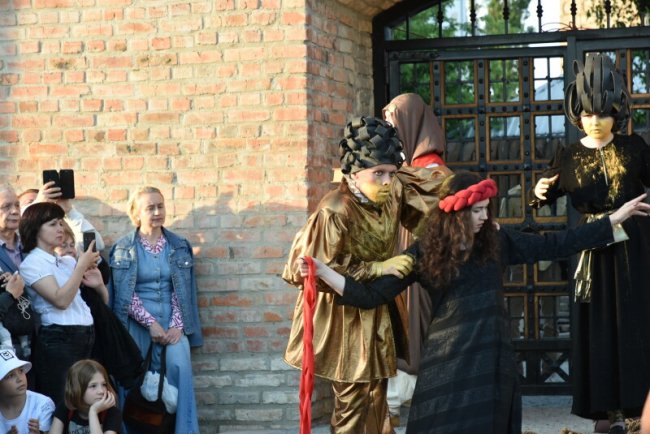 Подорож у часі: яким був третій день арт-променаду «Так звучить Луцьк». ФОТО