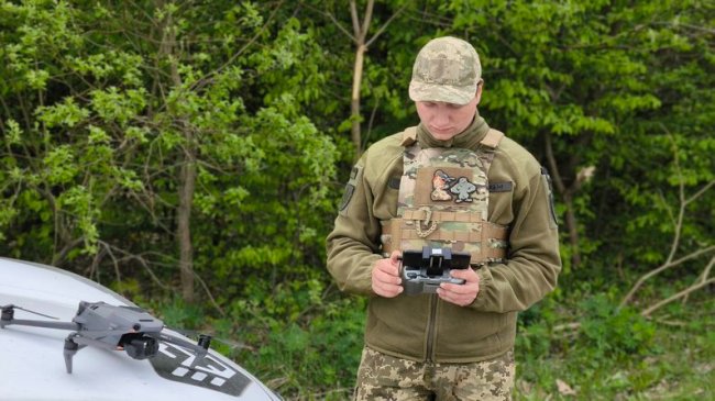 Як у Луцьку навчають операторів FPV-дронів. ВІДЕО