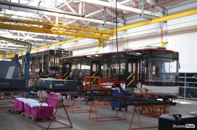 Пошук конструктиву і спростування чуток: день депутата на луцькому «Богдані». ФОТО