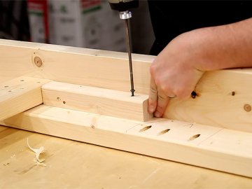 Як вибрати і наносити клей для дерева?*