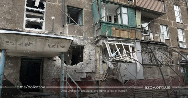 Не лишилося вулиць без знищених квартир: Маріуполь продовжують жорстко обстрілювати. ФОТО