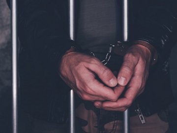 Волинянина, який кілька разів вдарив співмешканку ножем, взяли під варту