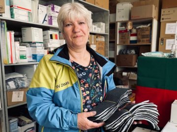 Волонтерка з Волині пошила 5 тисяч устілок для захисників. ФОТО