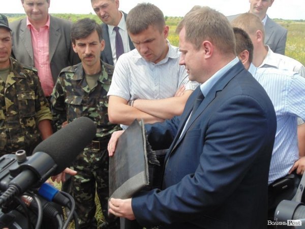 Волинським посадовцям показали солдатське життя. ФОТО