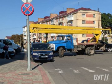 На Волині в ДТП потрапив автокран. ФОТО