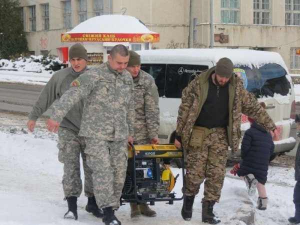 На Схід поїхали волонтери з Луцька
