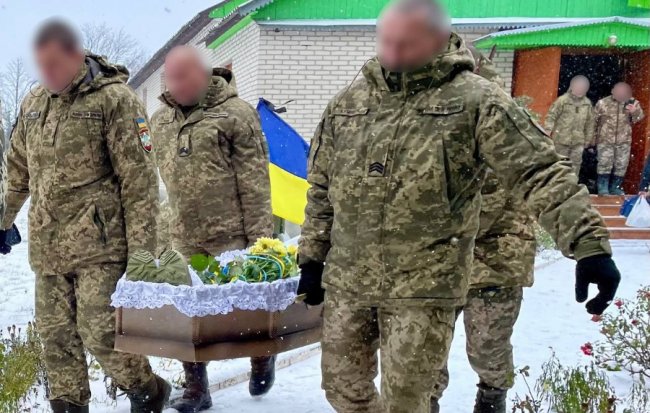 Героя з Донеччини Володимира Супруна поховали на Волині