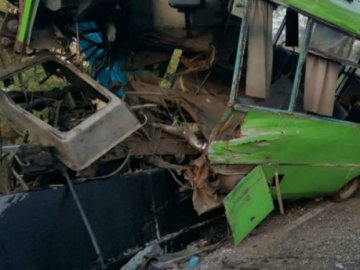 Моторошна аварія на Харківщині: десятки постраждалих