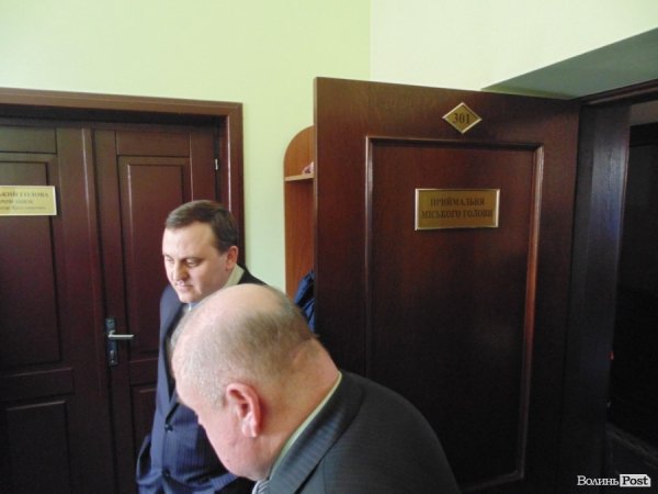 Луцький Майдан просить мера допомогти легалізувати Самооборону