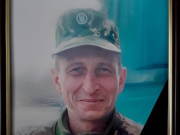 «На щиті» на Волинь повертається Герой Віктор Величко