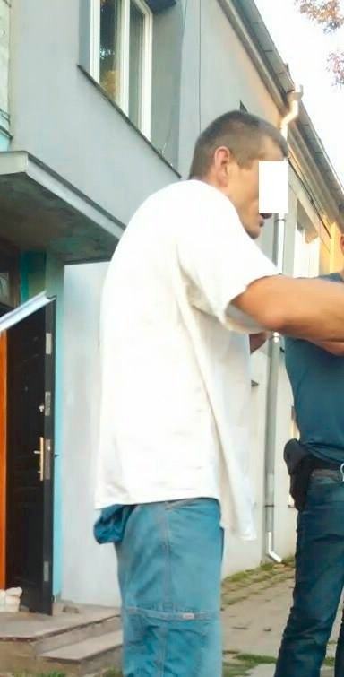 У Луцьку затримали п'яного водія на викраденому авто. ФОТО