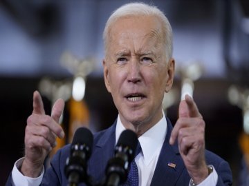 Байден заявив, що не спрощуватиме вступ України до НАТО