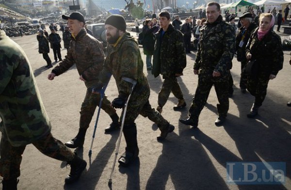 Перші добровольці Нацгвардії вирушили на навчання. ФОТО. ВІДЕО
