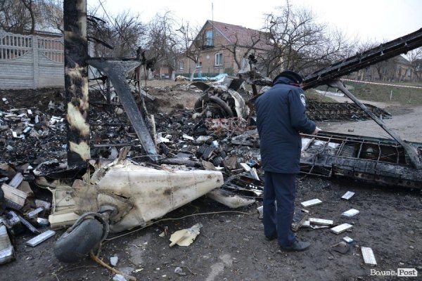Подробиці падіння літака поблизу Луцька. ФОТО