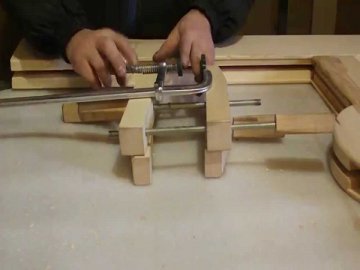 Струбцини для роботи з деревом та металом*