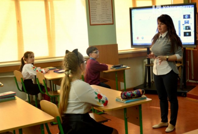 Як луцькі школярі навчаються з MultiBoard. ФОТО. ВІДЕО