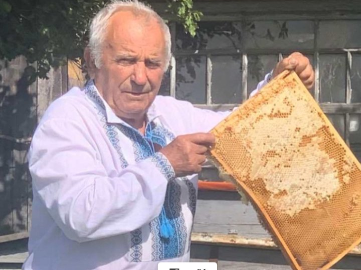 83-річний пасічник з Волині доглядає 25 роїв та частує медом односельчан