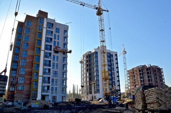 На ЖК «Супернова» в Луцьку студентам влаштували екскурсію*