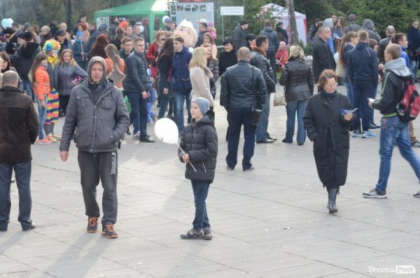  У Луцьку Романюк варив борщ на фестивалі їжі. ФОТО