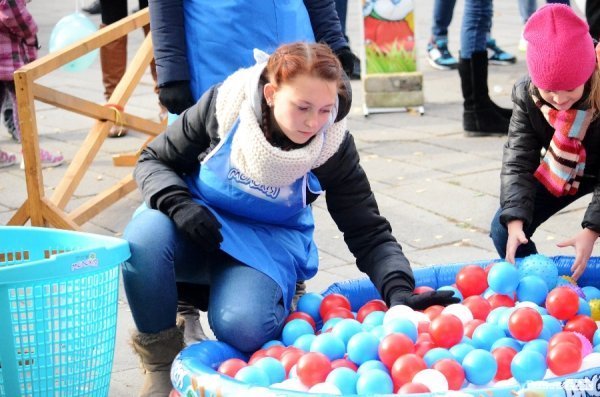  У Луцьку Романюк варив борщ на фестивалі їжі. ФОТО