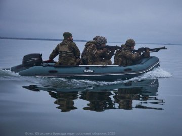 Українські воїни укріплюють та розширюють плацдарм на лівобережжі Дніпра