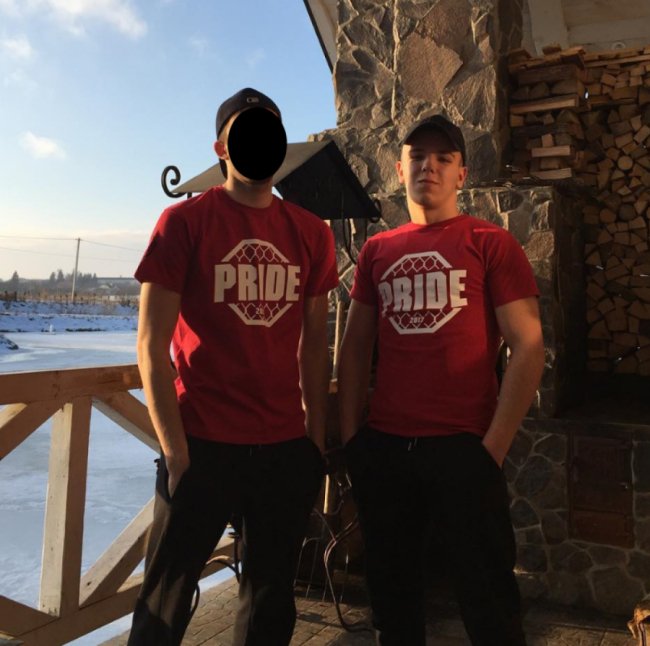 Ідентифікували частину «тітушок», які зібралися під міськрадою в Луцьку