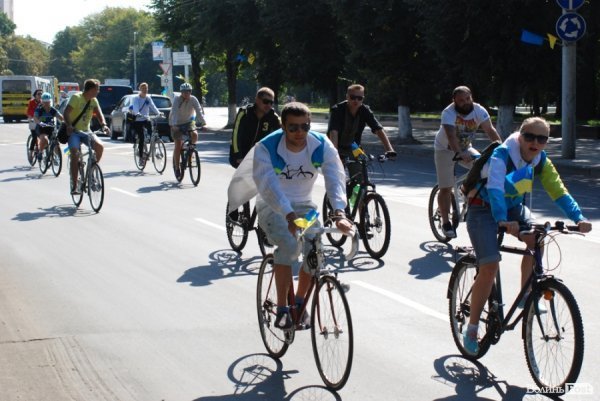 Велопробіг до Дня Незалежності в Луцьку. ФОТО