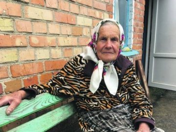 Волинянка у 95 літ обсаджує городи і їздить базарувати в Луцьк