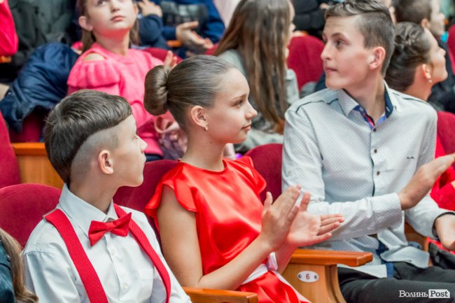 Як у Луцьку фестивалили двійнята та близнята. ФОТО