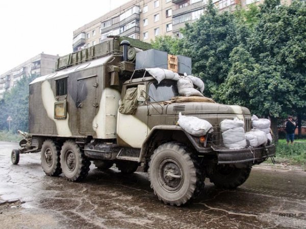 Парад військових у звільненому Краматорську. ФОТО. ВІДЕО