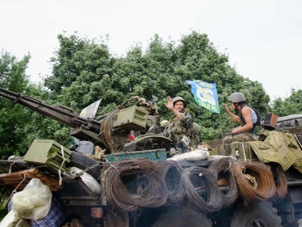 Парад військових у звільненому Краматорську. ФОТО. ВІДЕО