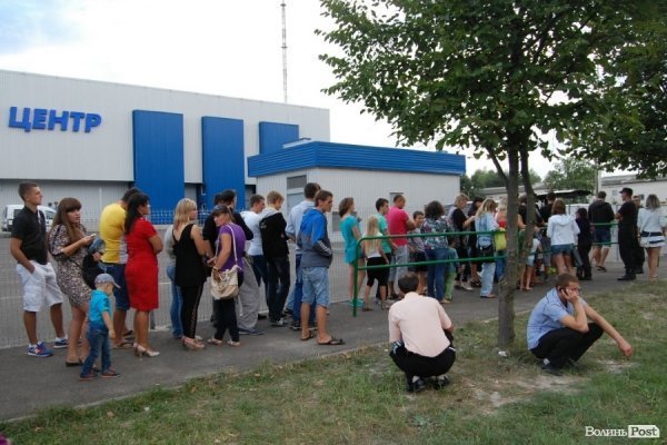 Черги за квитками перед початком концерту