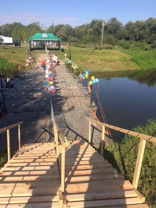 Відомо, скільки людей скористалися тимчасовим пунктом пропуску на кордоні з Польщею