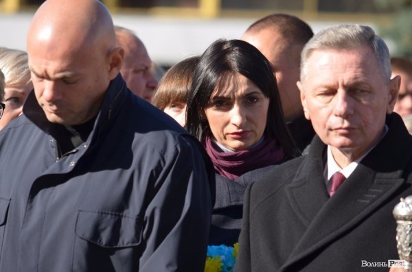 У Луцьку відкрили оновлений фотостенд пам'яті загиблих волинян. ФОТО