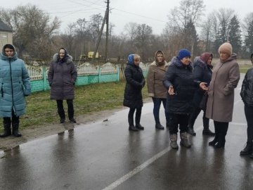 Через п'ять сіл громади на Волині майже місяць не їздить автобус