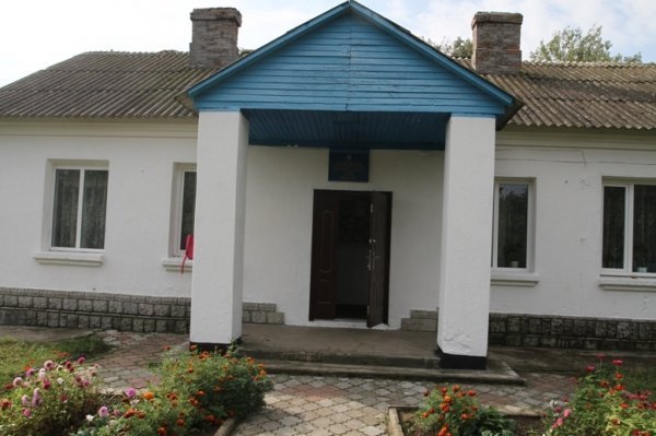 Занедбаний дитсадок отримає нове життя*