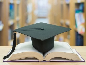 Двоє представниць Волині отримуватимуть стипендію Кабміну