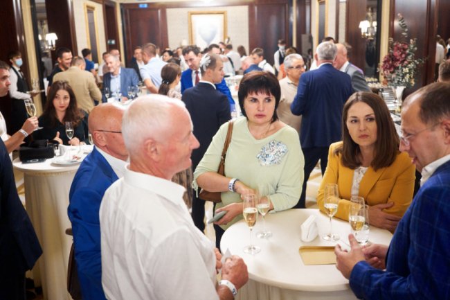 Найбільшій будівельній організації України - 10 років. Хто з волинян був на святкуванні? ФОТО*