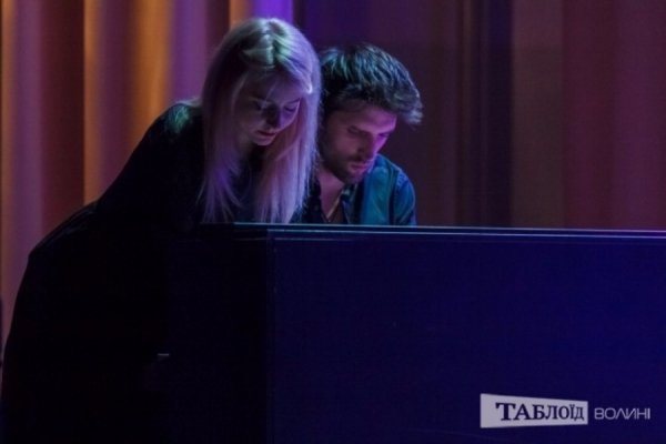 Театр і захоплива монодрама: виступ «Vivienne Mort» у Луцьку