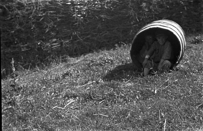Дітлахи, рибалки та човни: волинське Полісся на фото аргентинки