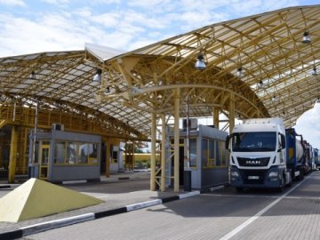 Для перевізників закрили реєстрацію на чергу «Ягодин – Дорогуськ»