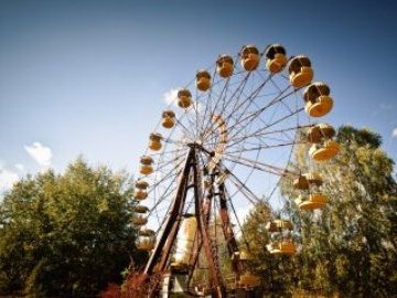 Туристи запустили «чортове колесо» біля Чорнобильської АЕС