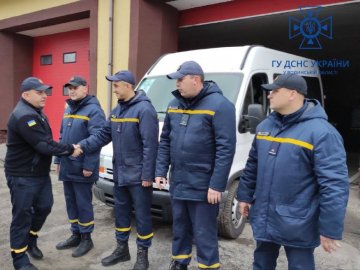 Волинські рятувальники розміновуватимуть схід України. ФОТО