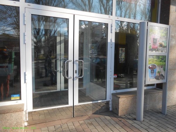 Як живеться на окупованій території ДНР і ЛНР. ФОТО