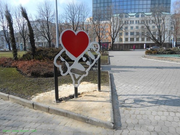 Як живеться на окупованій території ДНР і ЛНР. ФОТО